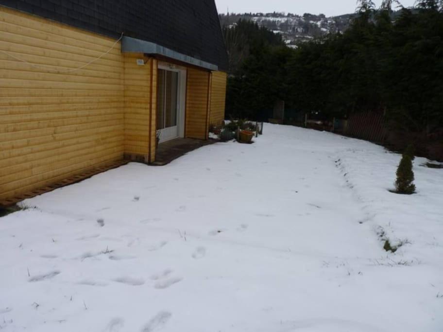 Maison Lumineuse Et Spacieuse Avec Terrain La Bourboule Exteriör bild